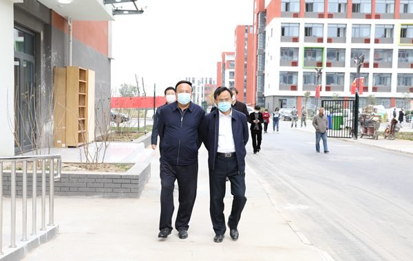 学院领导2.jpg