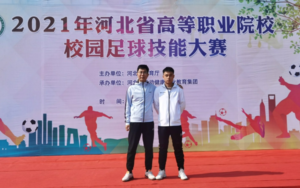 1634868942956410.png 温家辉.png